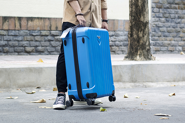 [ Giải đáp] vali size 28 đựng được bao nhiêu kg ? Có được mang lên máy bay không ?