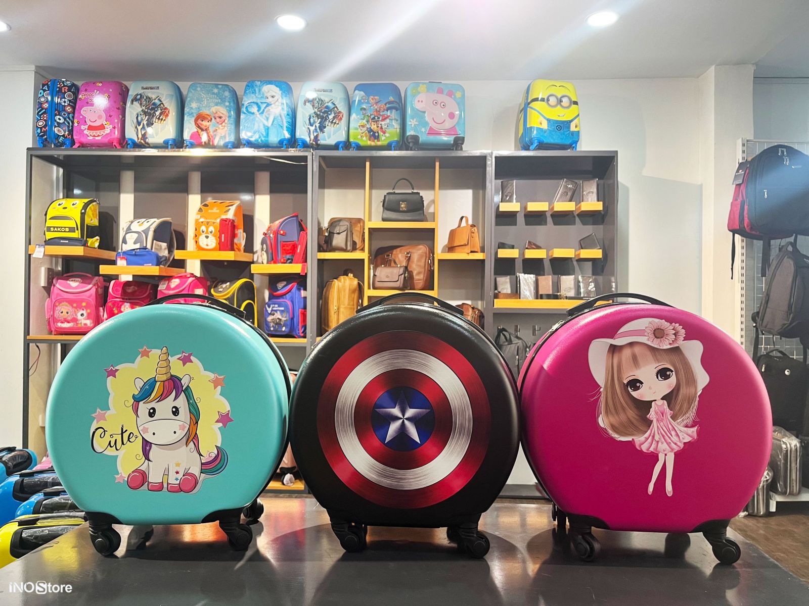 Giải pháp quà tặng 1/6 cho doanh nghiệp vali trẻ em in logo độc đáo