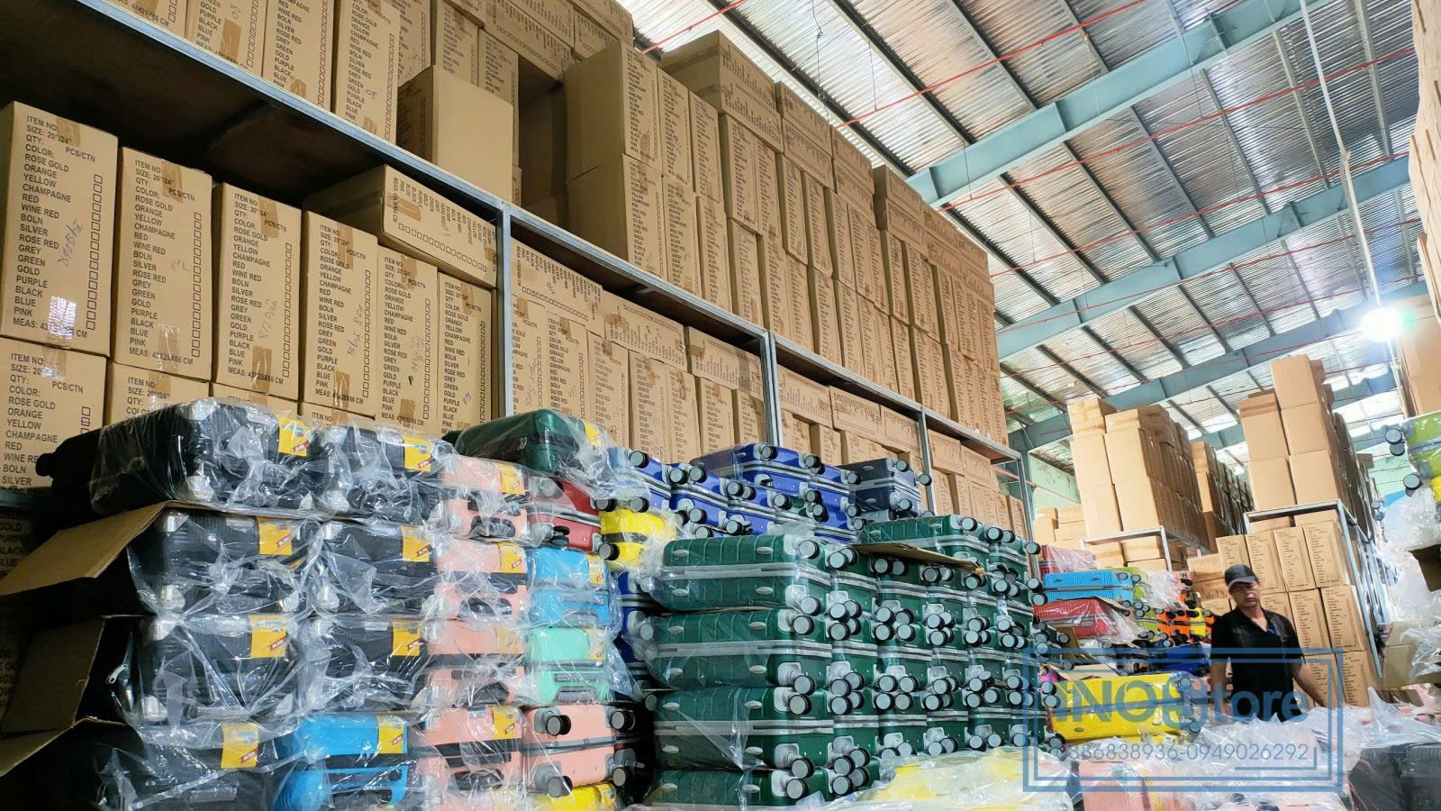 Giải pháp quà tặng 1/6 cho doanh nghiệp vali trẻ em in logo độc đáo