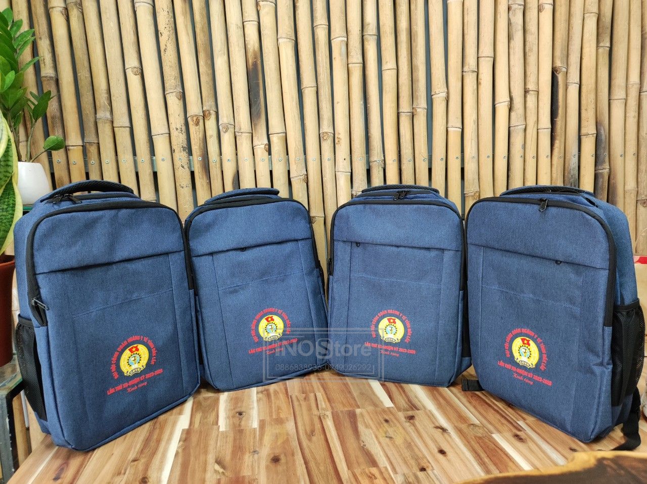 Đặt mua balo laptop quà tặng giá rẻ, in logo theo yêu cầu