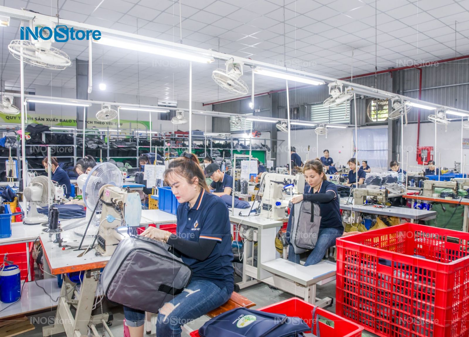 Quà tặng nhân viên 20/10 giá sỉ cho doanh nghiệp, công đoàn, tổ chức